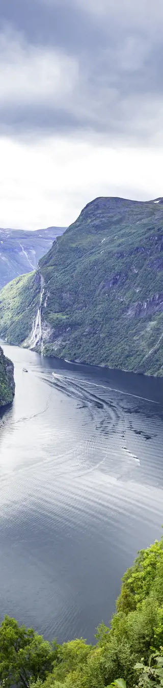 In den Geiranger Fjord blicken